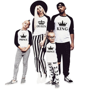 King Queen family matching clothes mommy and me long t shirt baseball tees mother daughter outfits father son look mom patchwork