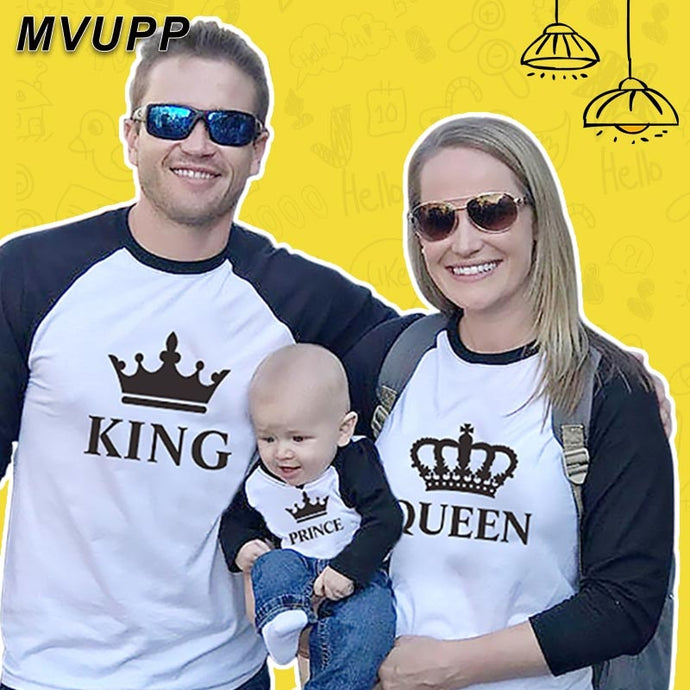 King Queen family matching clothes mommy and me long t shirt baseball tees mother daughter outfits father son look mom patchwork